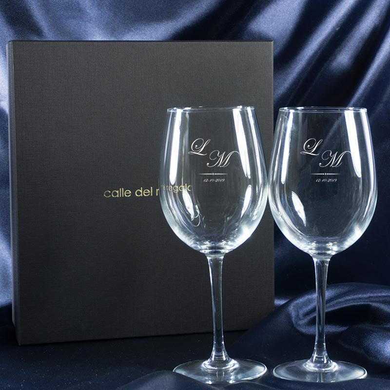 Cadeaux personnalisés: Art de la table personnalisé: Verres à vin monogramme