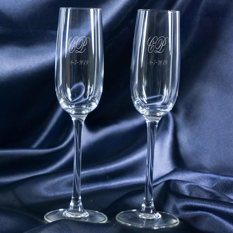 Cadeaux personnalisés: Art de la table personnalisé: Coupes de champagne gravées d'initiales