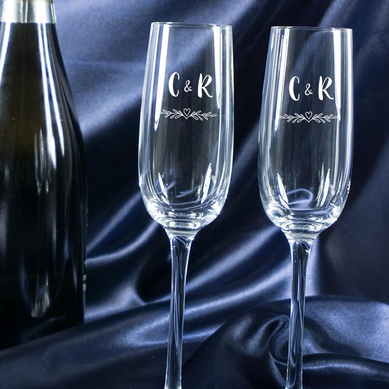 Cadeaux personnalisés: Art de la table personnalisé: Coupes de champagne personnalisées pour couple