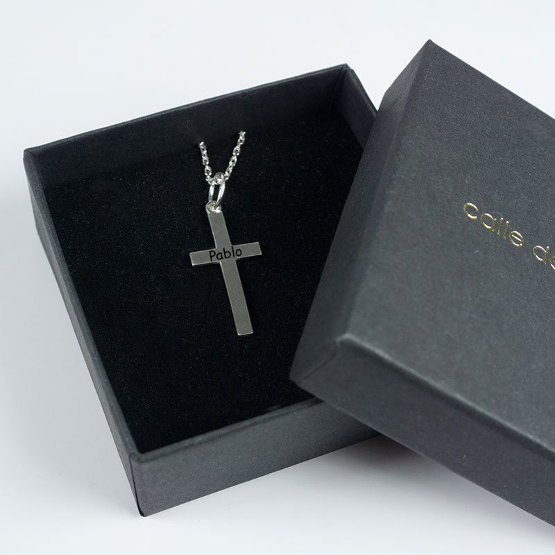 Cadeaux personnalisés: Bijoux personnalisés: Croix en argent personnalisée