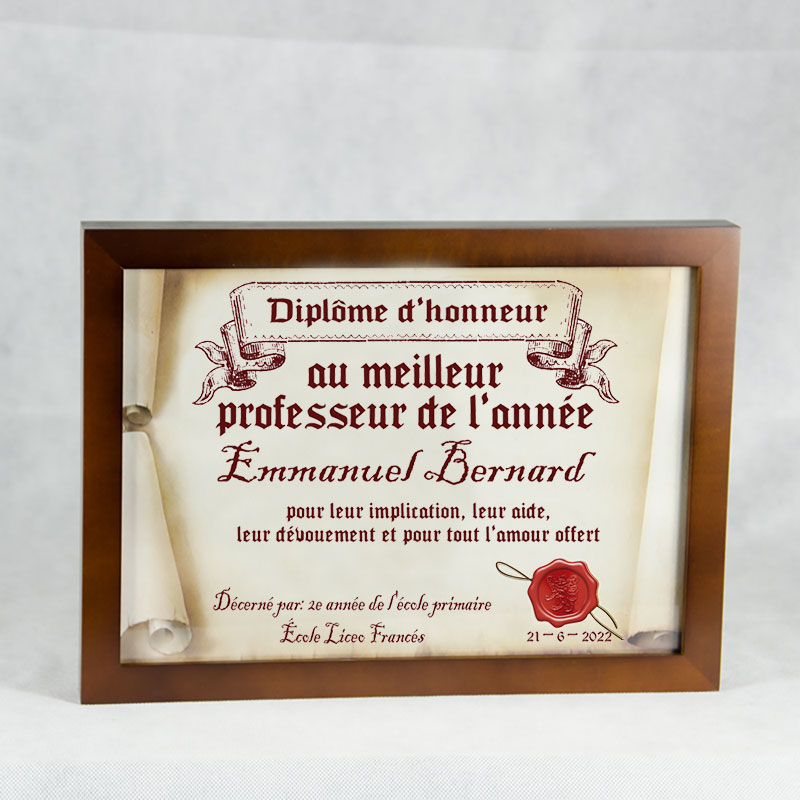 Cadeaux personnalisés: Décoration: Diplôme en parchemin à la meilleur professeur de l’année