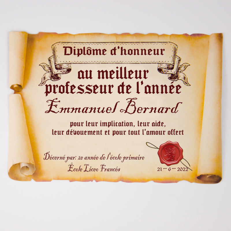 Cadeaux personnalisés: Décoration: Diplôme en parchemin à la meilleur professeur de l’année