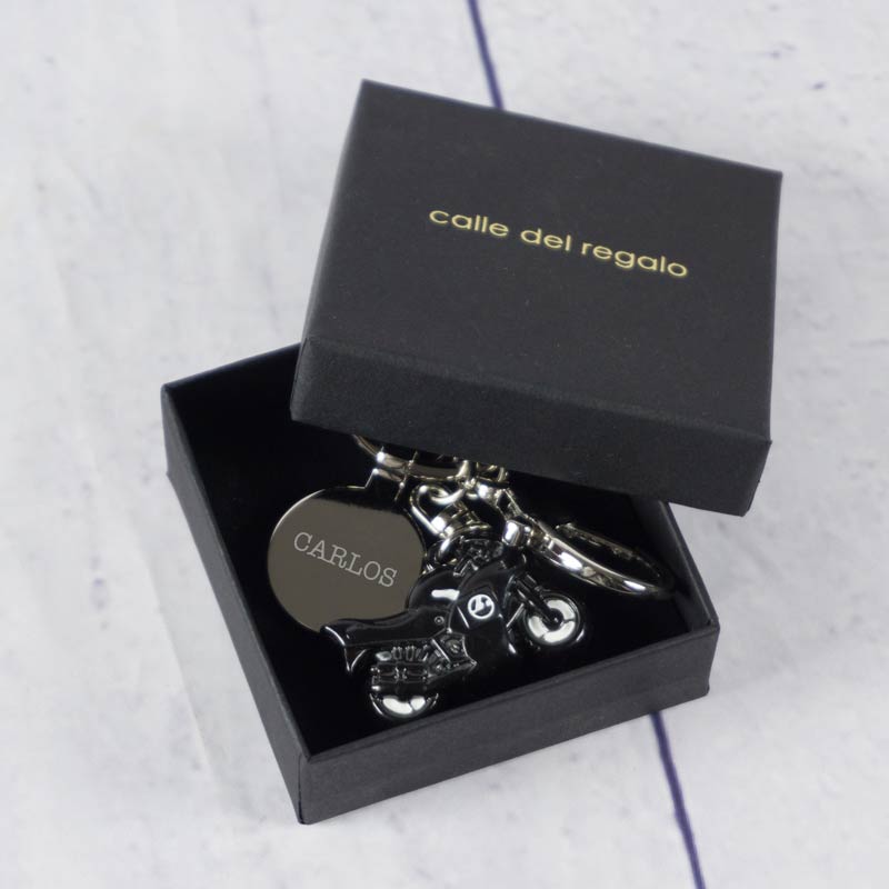 Cadeaux personnalisés: Bijoux personnalisés: Porte-clés gravé 'moto'
