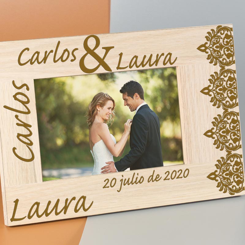 Cadeaux personnalisés: Cadeaux avec le nom: Cadre photo gravé pour couple