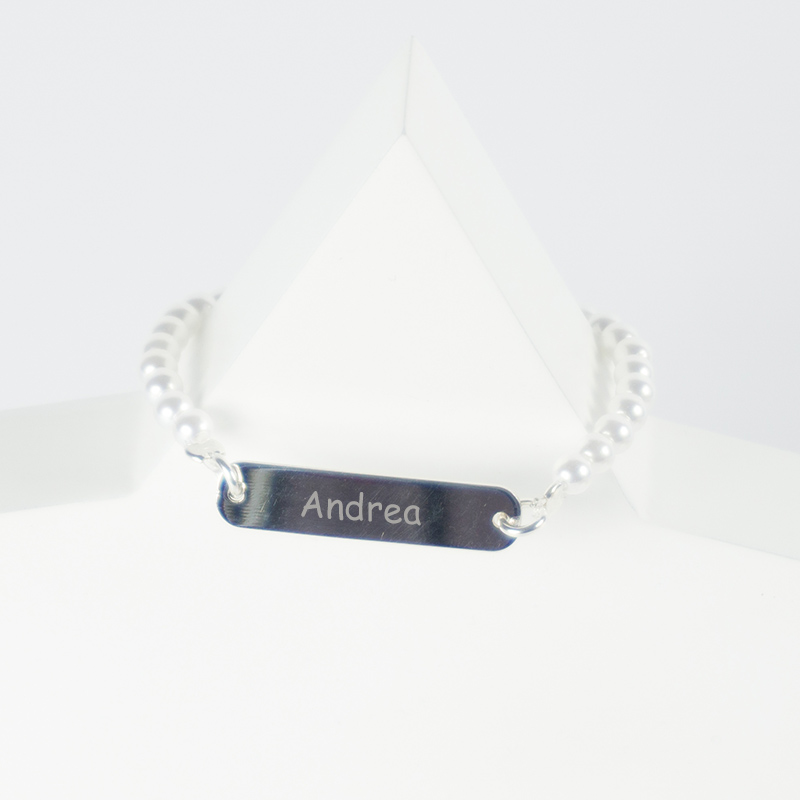 Cadeaux personnalisés: Bijoux personnalisés: Bracelet à perles gravé en argent pour fille