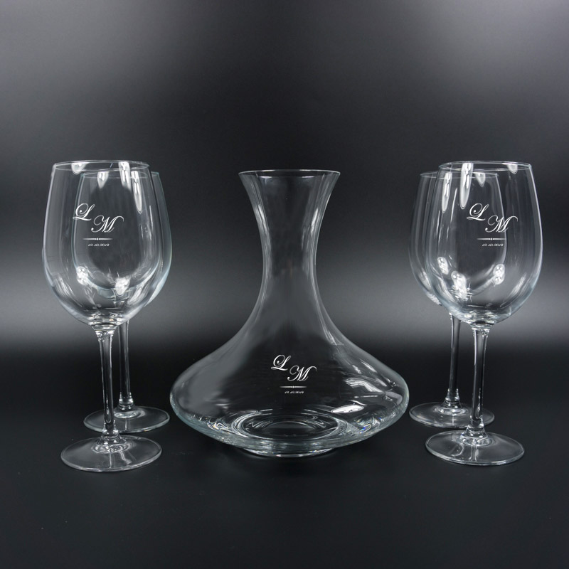 Cadeaux personnalisés: Art de la table personnalisé: Set carafe et verres avec monogramme gravé