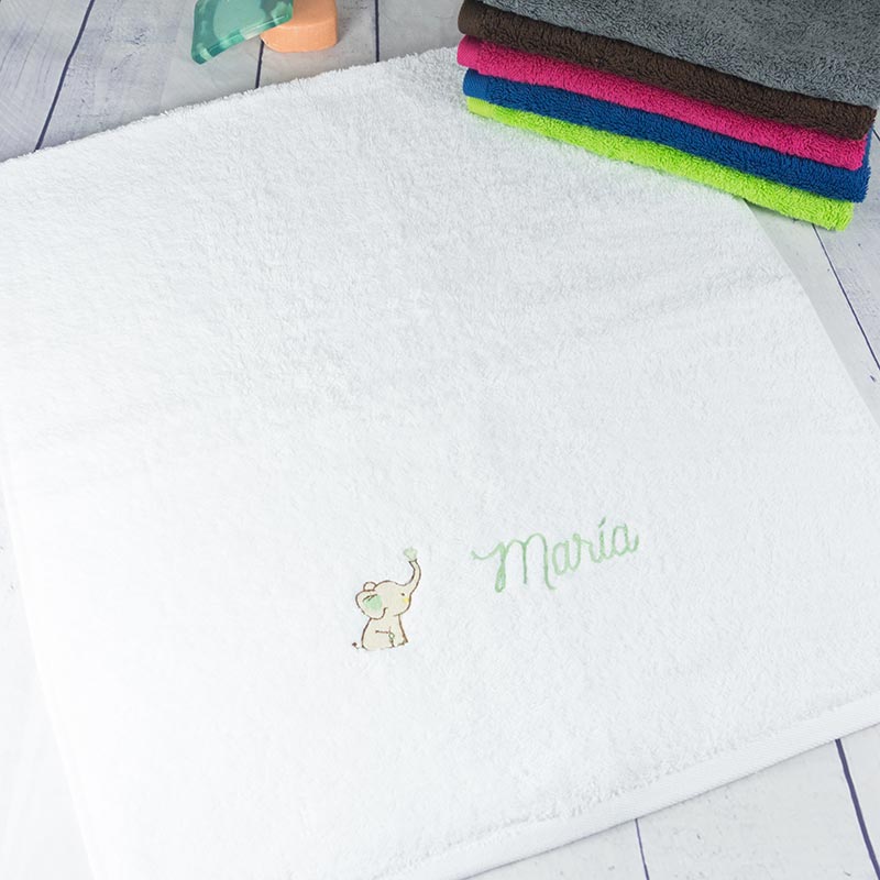 Cadeaux personnalisés: Cadeaux brodés: Serviette de bain pour enfant avec prénom brodé