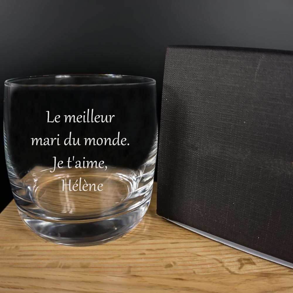 Cadeaux personnalisés: Art de la table personnalisé: Verre à whisky gravé