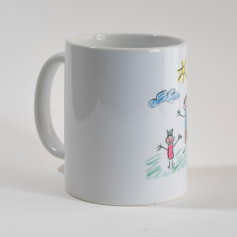 Cadeaux personnalisés: Mugs personnalisés: Mug avec le dessin de votre enfant